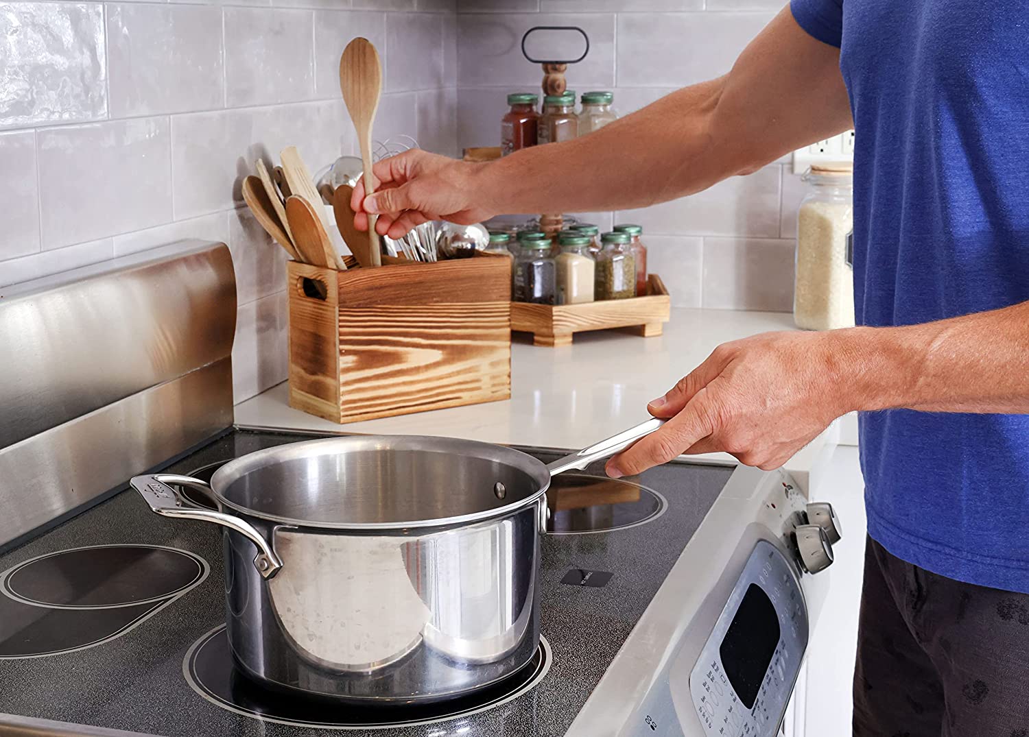 Tervis Utensil Holder in Rustic Wood Countertop Organizer