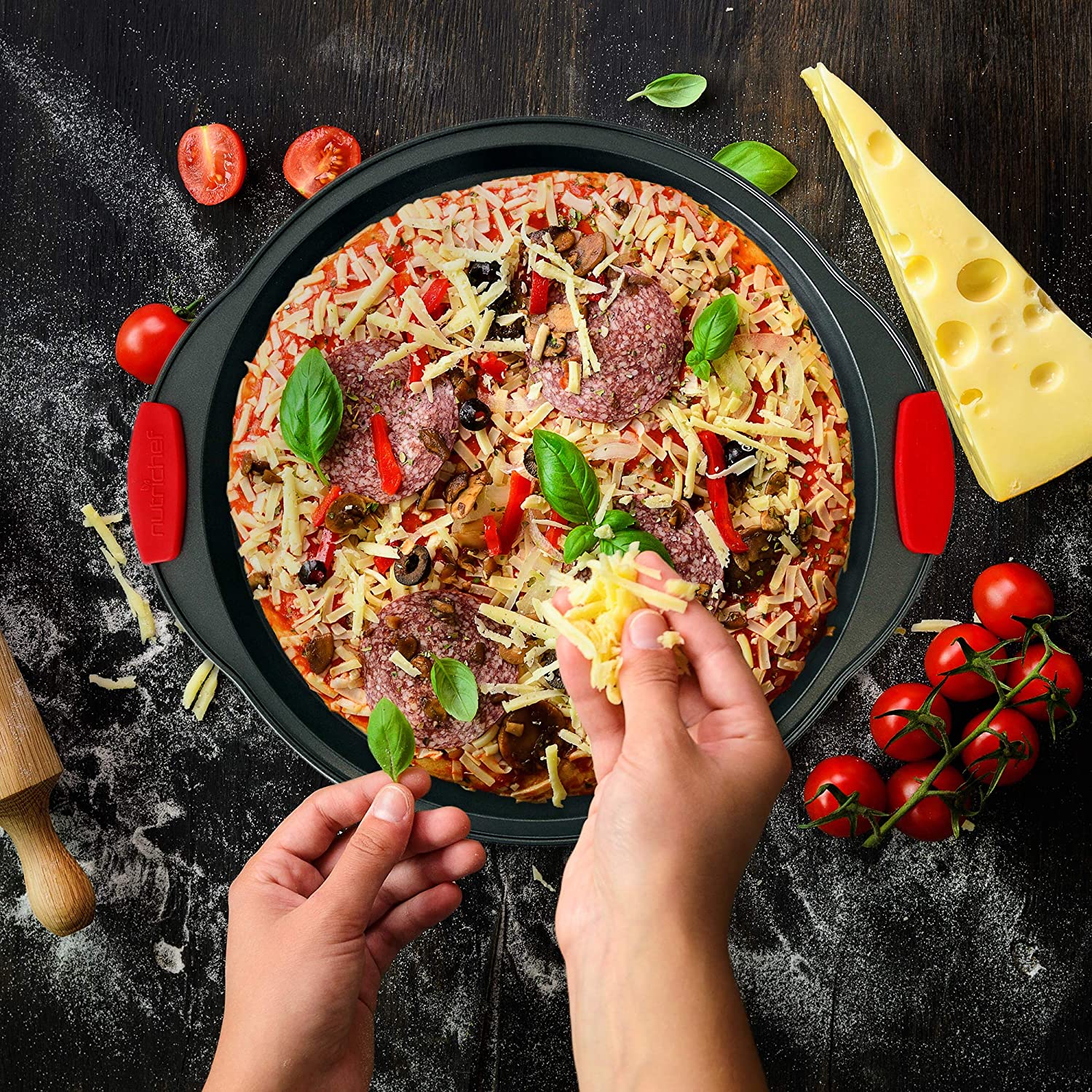 Nutrichef w/Heat Red Silicone Handles, Oven Safe